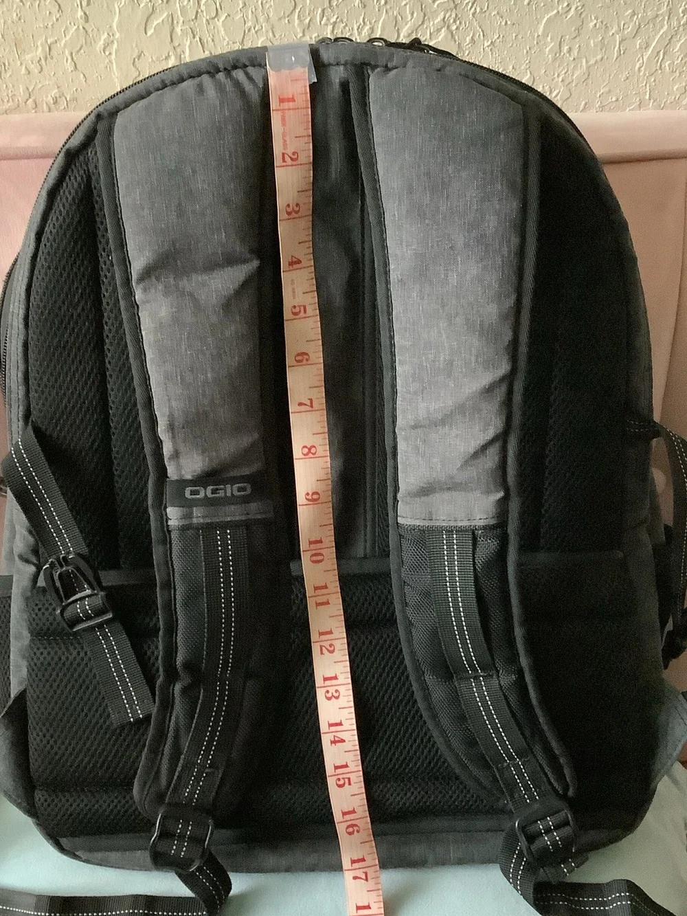 OGIO Black and Gray Everyday Laptop Backpack